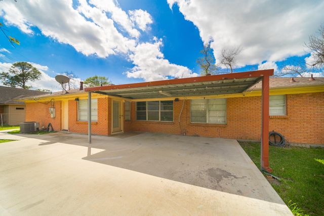 7015 Kopman Drive, Houston, TX 77061