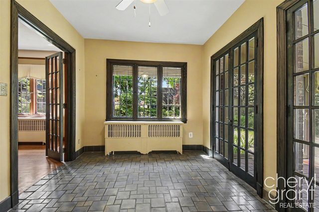 1139 Cadillac Drive, Grand Rapids, MI 49506