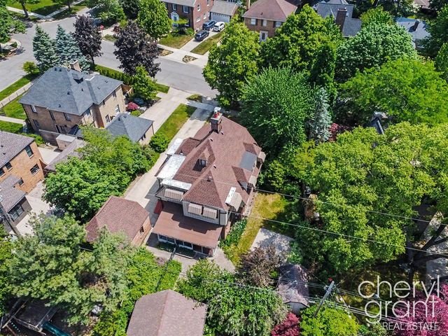 1139 Cadillac Drive, Grand Rapids, MI 49506