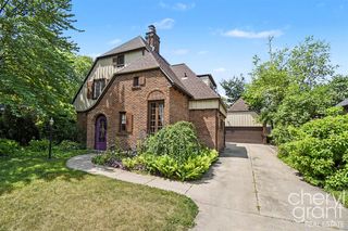 1139 Cadillac Drive, Grand Rapids, MI 49506