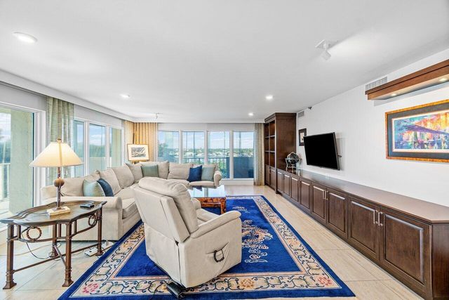 4001 N Ocean Boulevard 708, Boca Raton, FL 33431