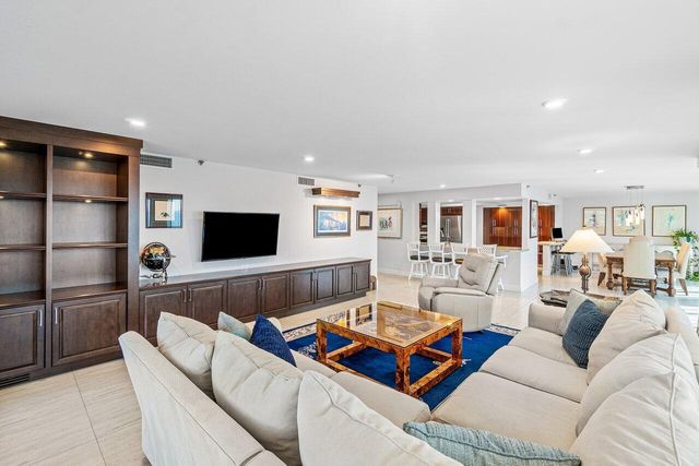 4001 N Ocean Boulevard 708, Boca Raton, FL 33431