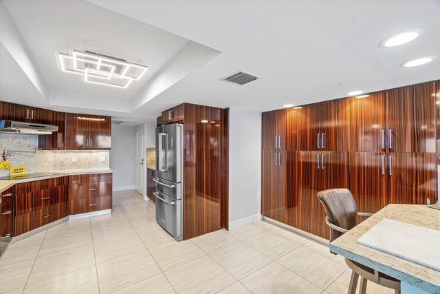 4001 N Ocean Boulevard 708, Boca Raton, FL 33431