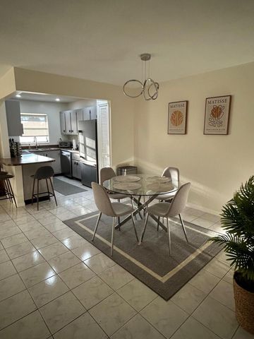 1301 NW 12th Avenue 411a, Boca Raton, FL 33486