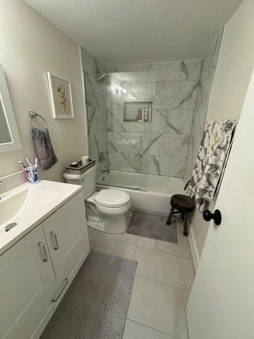 1301 NW 12th Avenue 411a, Boca Raton, FL 33486