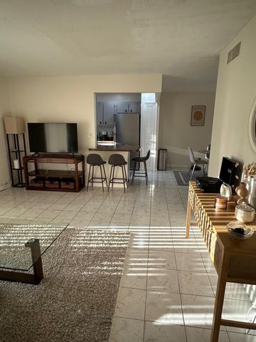 1301 NW 12th Avenue 411a, Boca Raton, FL 33486