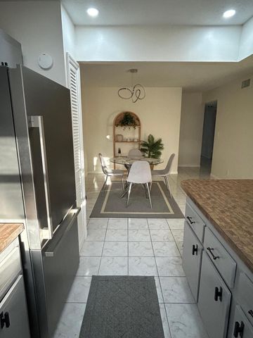 1301 NW 12th Avenue 411a, Boca Raton, FL 33486