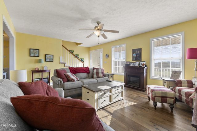 1452 Windfield Drive, Morristown, TN 37813