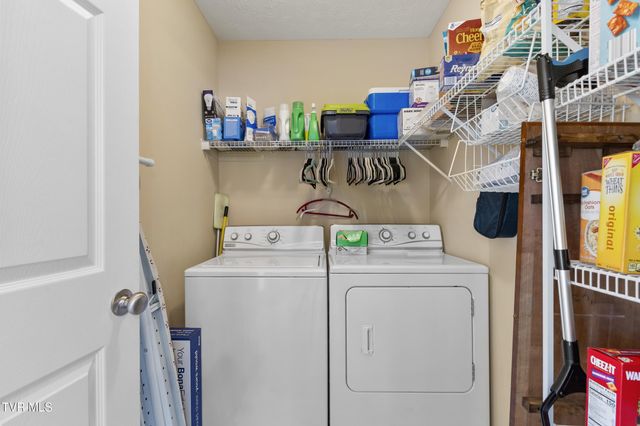 1452 Windfield Drive, Morristown, TN 37813