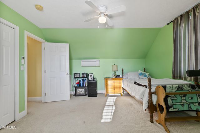 1452 Windfield Drive, Morristown, TN 37813