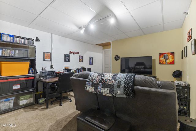 1452 Windfield Drive, Morristown, TN 37813