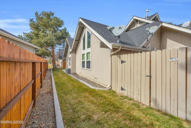 985 Aspen Grove Circle, Minden, NV 89423