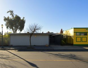 10329 Macarthur Blvd, Oakland, CA 94605