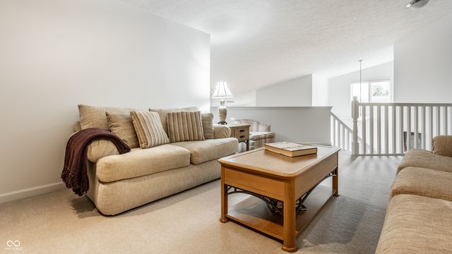 7853 Clearwater Parkway, Indianapolis, IN 46240