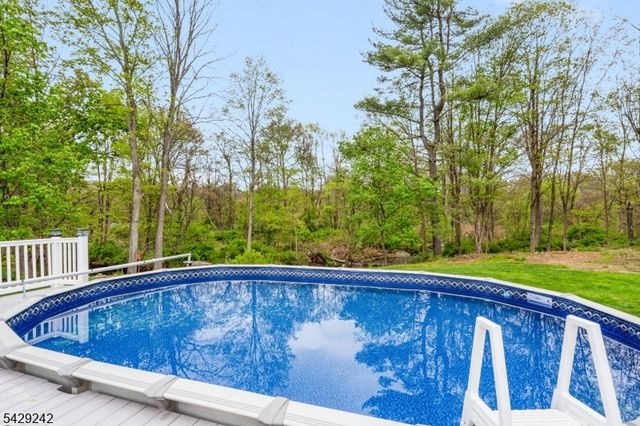 73 Main St, Mount Olive Twp., NJ 07836