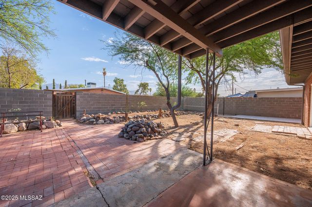 4131 E Glenn Street, Tucson, AZ 85712