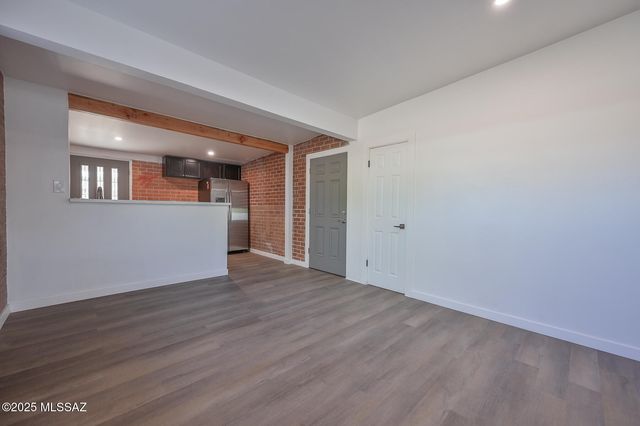 4131 E Glenn Street, Tucson, AZ 85712