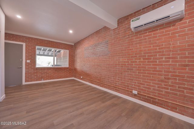 4131 E Glenn Street, Tucson, AZ 85712