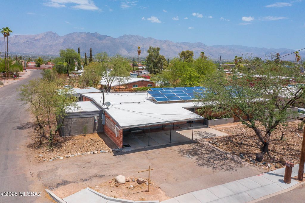 4131 E Glenn Street, Tucson, AZ 85712