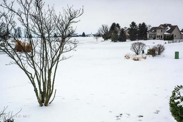 1404 Muirfield Drive, Bowling Green, OH 43402