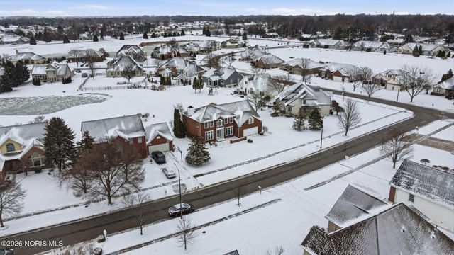 1404 Muirfield Drive, Bowling Green, OH 43402