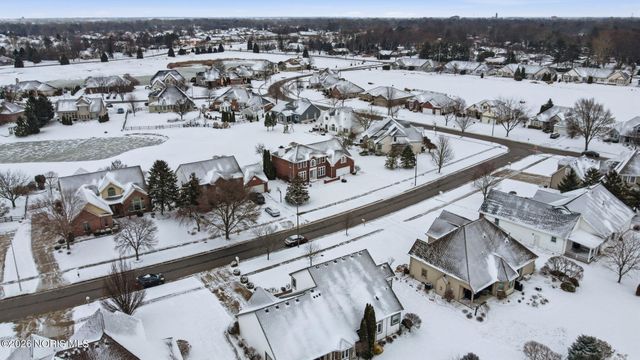 1404 Muirfield Drive, Bowling Green, OH 43402