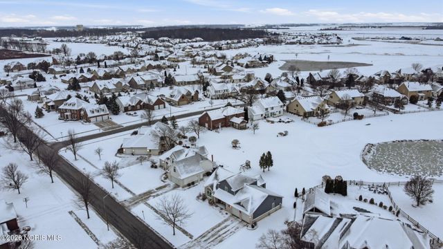 1404 Muirfield Drive, Bowling Green, OH 43402