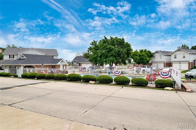 4539 Little Rock Road G, St Louis, MO 63128