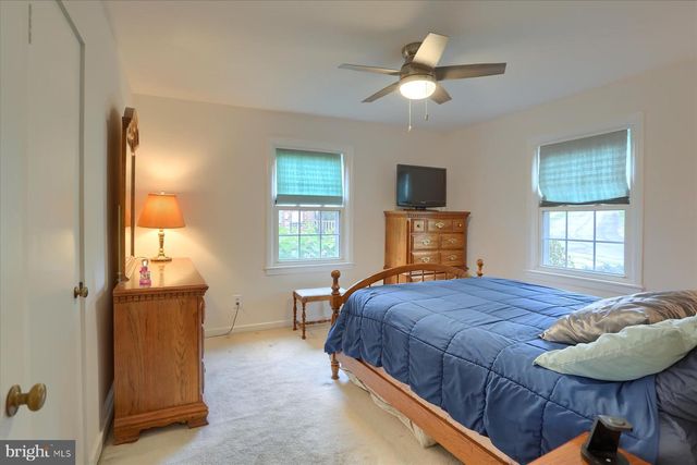 97 ONEIDA RD, Camp Hill, PA 17011