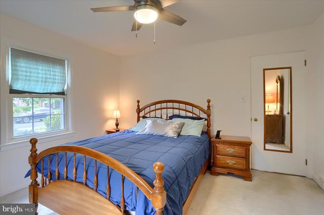 97 ONEIDA RD, Camp Hill, PA 17011