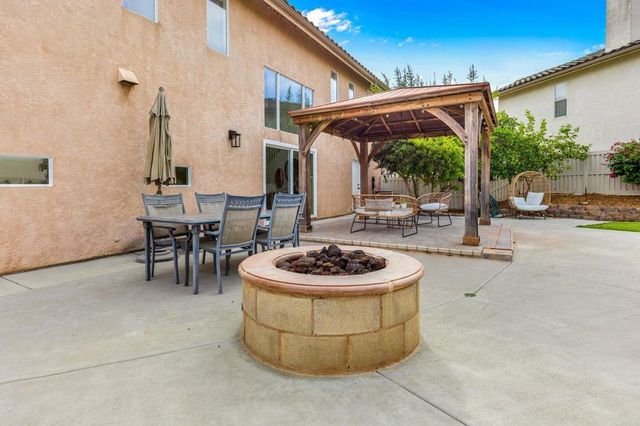 2586 Fresh Waters Court, Spring Valley, CA 91978