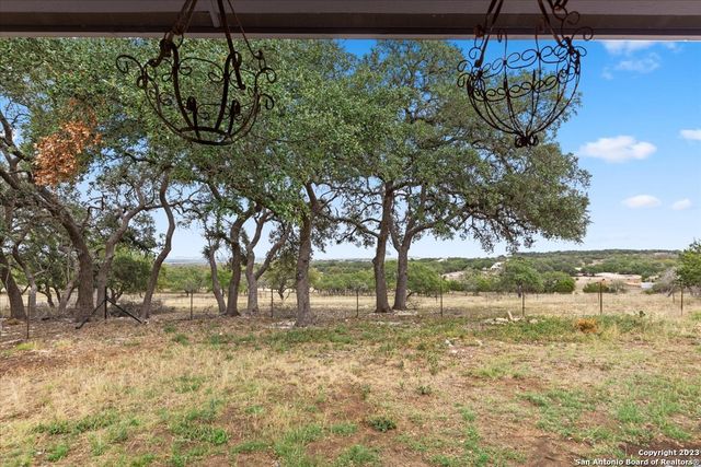 300 Logans Way, Blanco, TX 78606