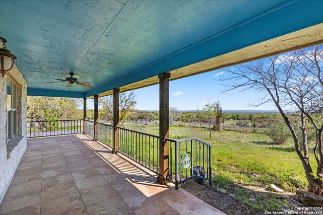 300 Logans Way, Blanco, TX 78606