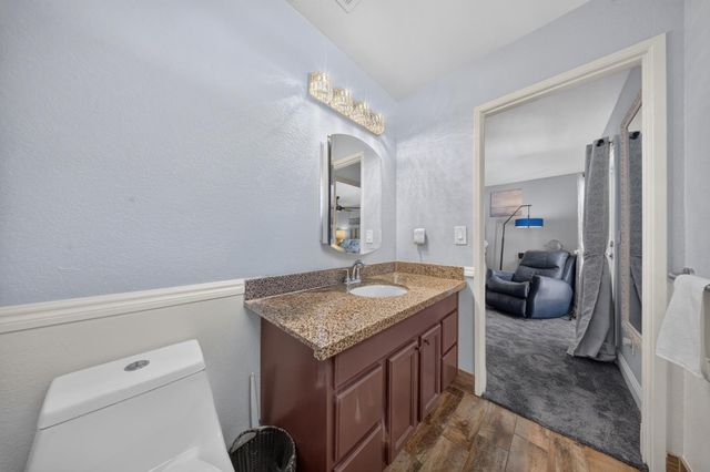 283 Brewster Ave, Sacramento, CA 95831