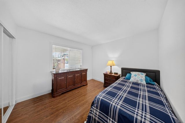 283 Brewster Ave, Sacramento, CA 95831