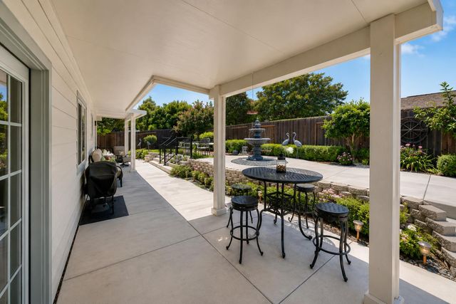 283 Brewster Ave, Sacramento, CA 95831