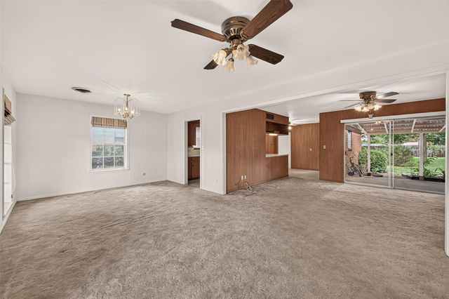 1115 Timber Lane, Rosenberg, TX 77471