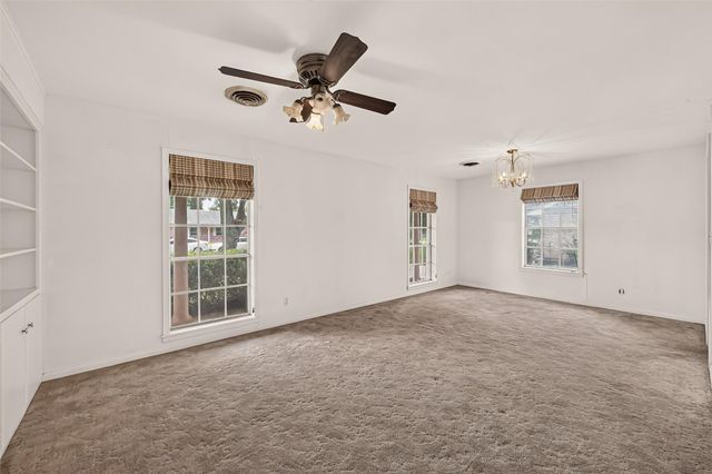 1115 Timber Lane, Rosenberg, TX 77471