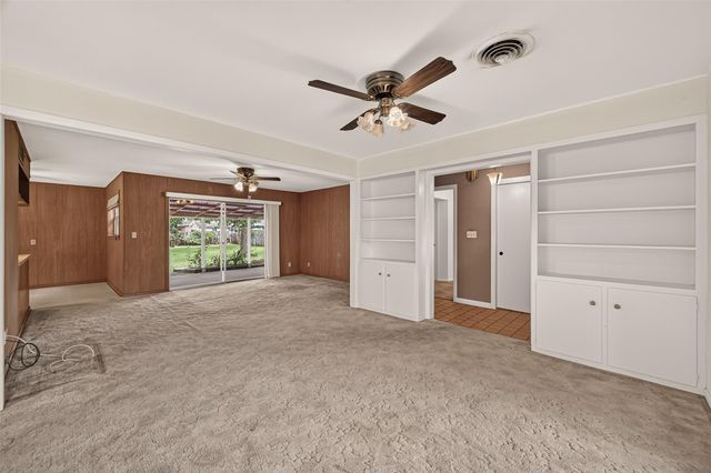 1115 Timber Lane, Rosenberg, TX 77471