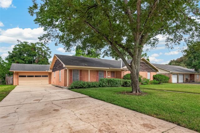 1115 Timber Lane, Rosenberg, TX 77471