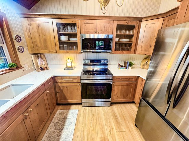 330 Russwood Dr, Springville, TN 38256