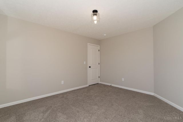 1253 Trailhead Place, Harrison, OH 45030