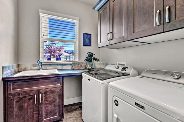 2115 E Lodge Trail Ct, Meridian, ID 83642