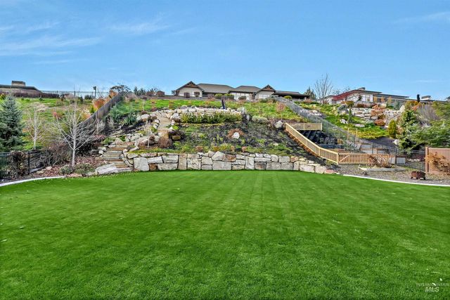 2115 E Lodge Trail Ct, Meridian, ID 83642