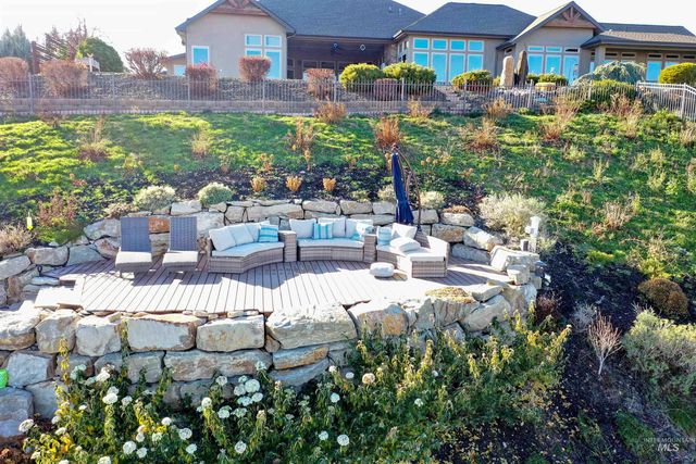 2115 E Lodge Trail Ct, Meridian, ID 83642