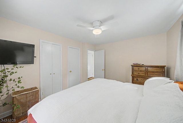 115 Willow Ave, North Plainfield Boro, NJ 07060