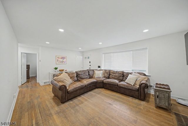 115 Willow Ave, North Plainfield Boro, NJ 07060