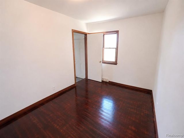 6639 Miller Road, Dearborn, MI 48126