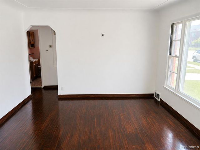 6639 Miller Road, Dearborn, MI 48126