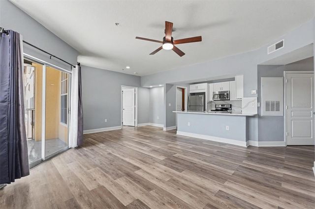 5125 PALM SPRINGS BOULEVARD 4203, Tampa, FL 33647
